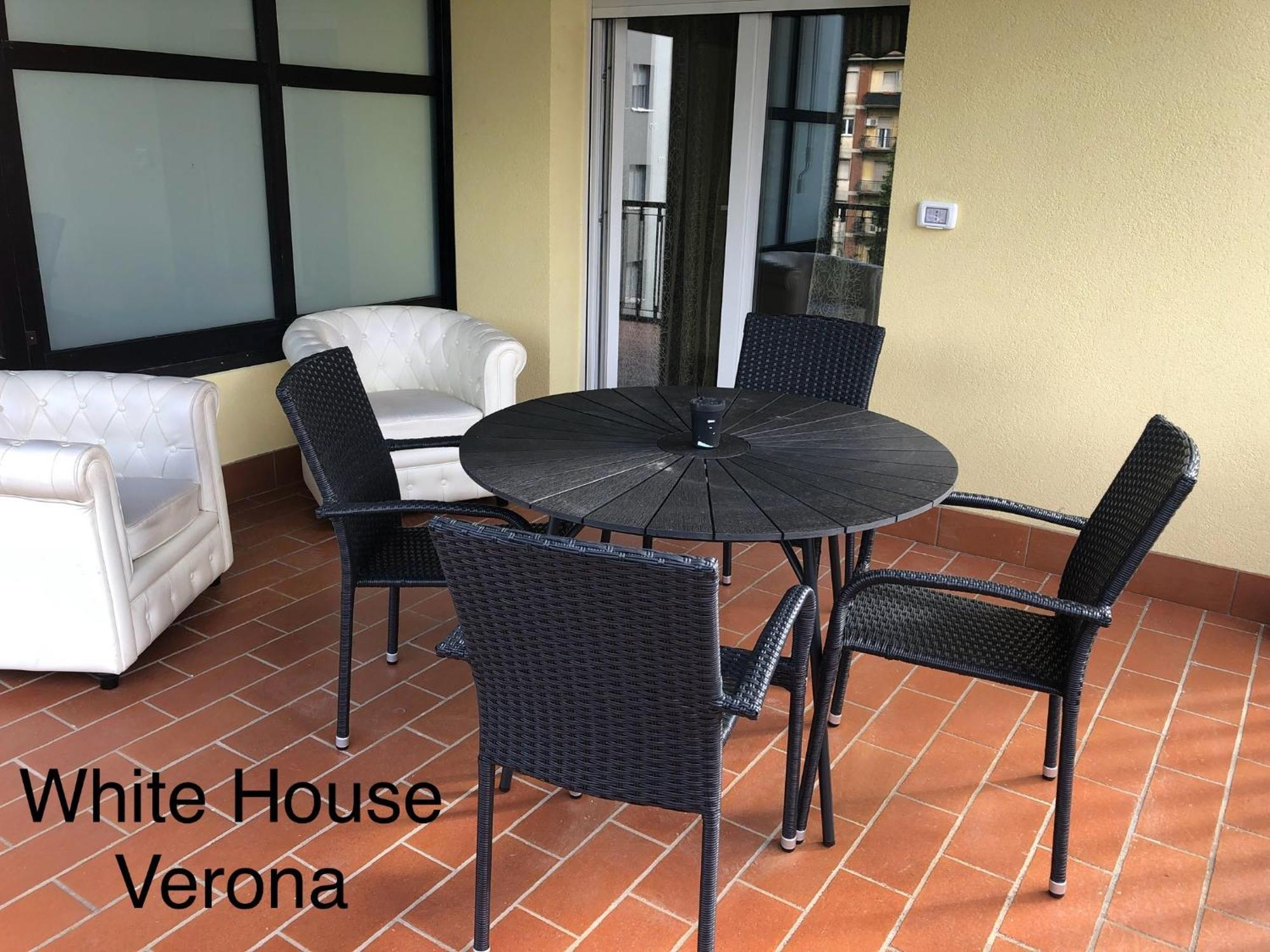 Apartamento White House Verona Exterior foto
